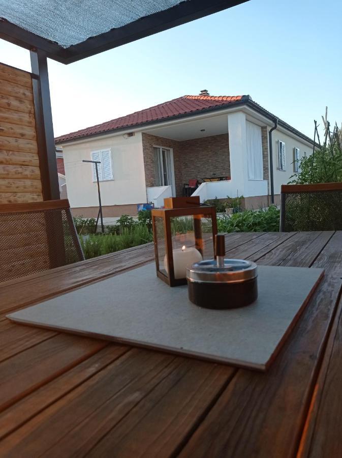 Holiday home Lucia Lozovac